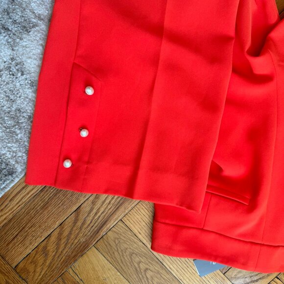 Leló Rose premium red wide-leg trousers. Vibrant vermilion color with sleek tail - Picture 7 of 10